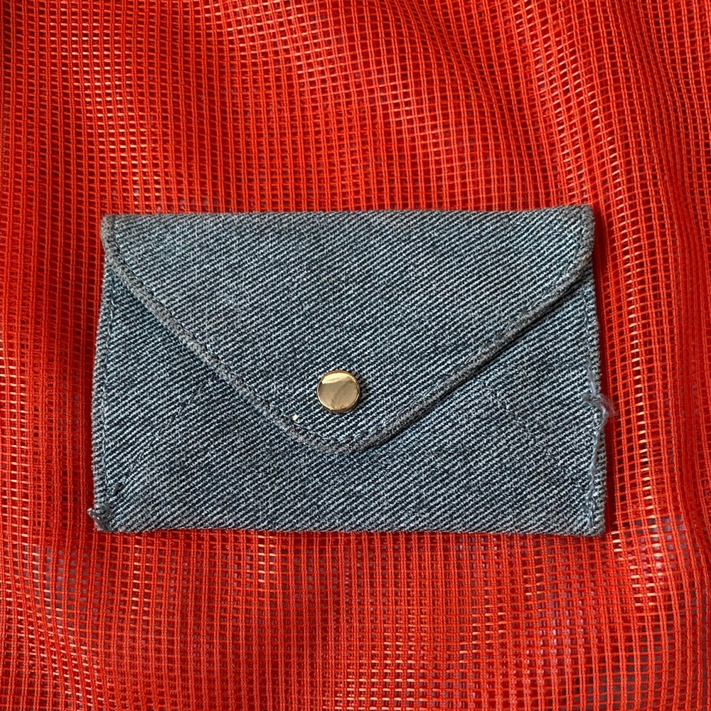 Gently used Aimee Kestenberg card holder